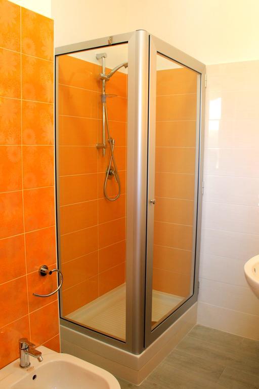 Bed and Breakfast Meuble Leonetti Чентола Экстерьер фото
