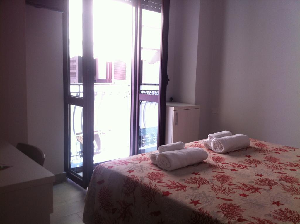 Bed and Breakfast Meuble Leonetti Чентола Экстерьер фото