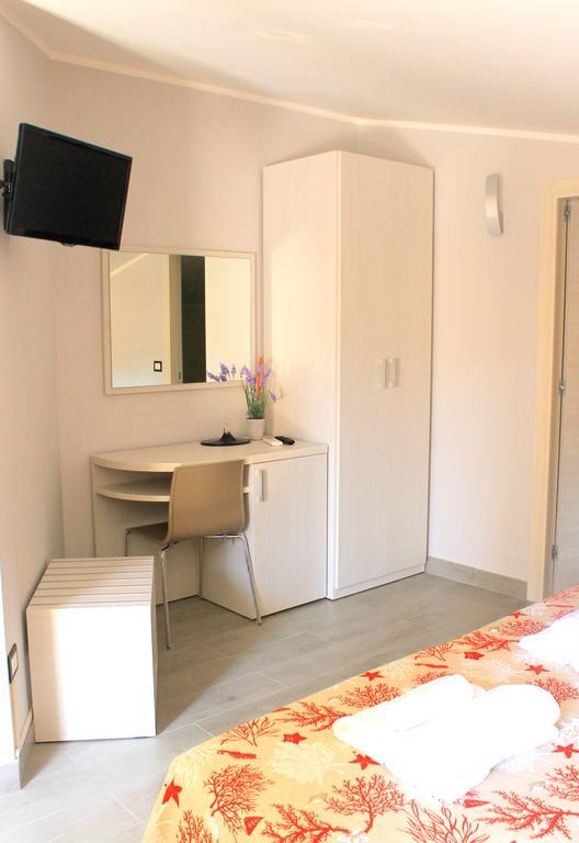 Bed and Breakfast Meuble Leonetti Чентола Экстерьер фото