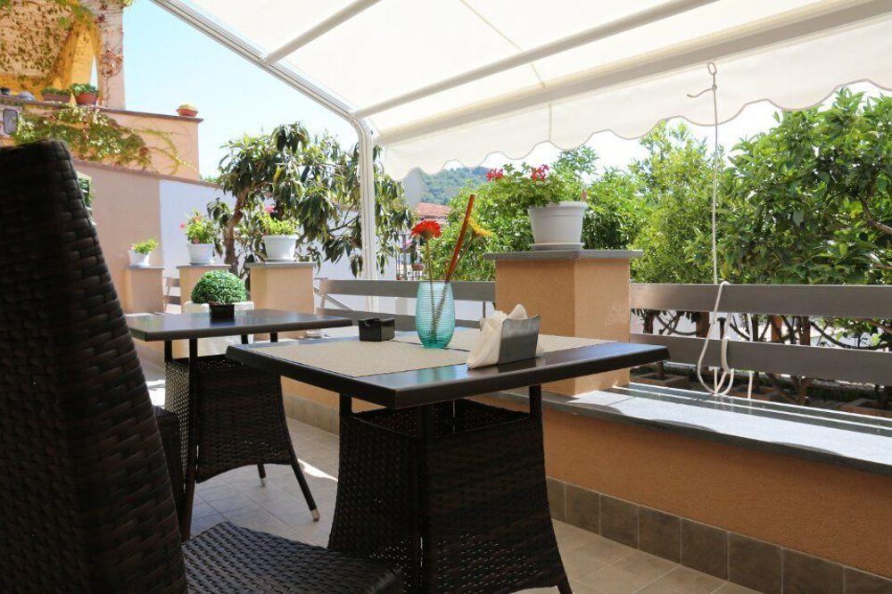 Bed and Breakfast Meuble Leonetti Чентола Экстерьер фото