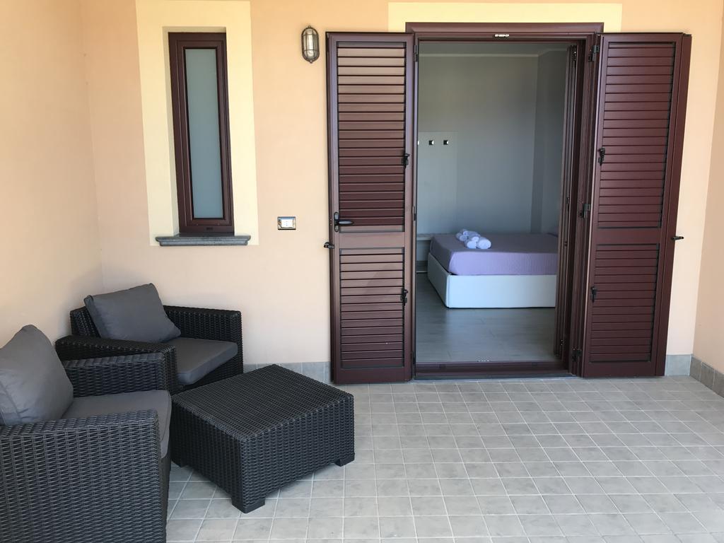 Bed and Breakfast Meuble Leonetti Чентола Экстерьер фото